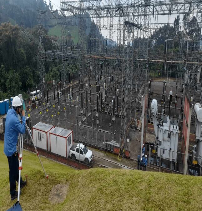 Óptimo manejo de la toma de datos topográficos y el replanteo en obra